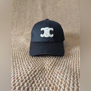 Celine hat
